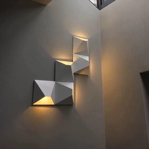 Simple and Contemporary Wall Light